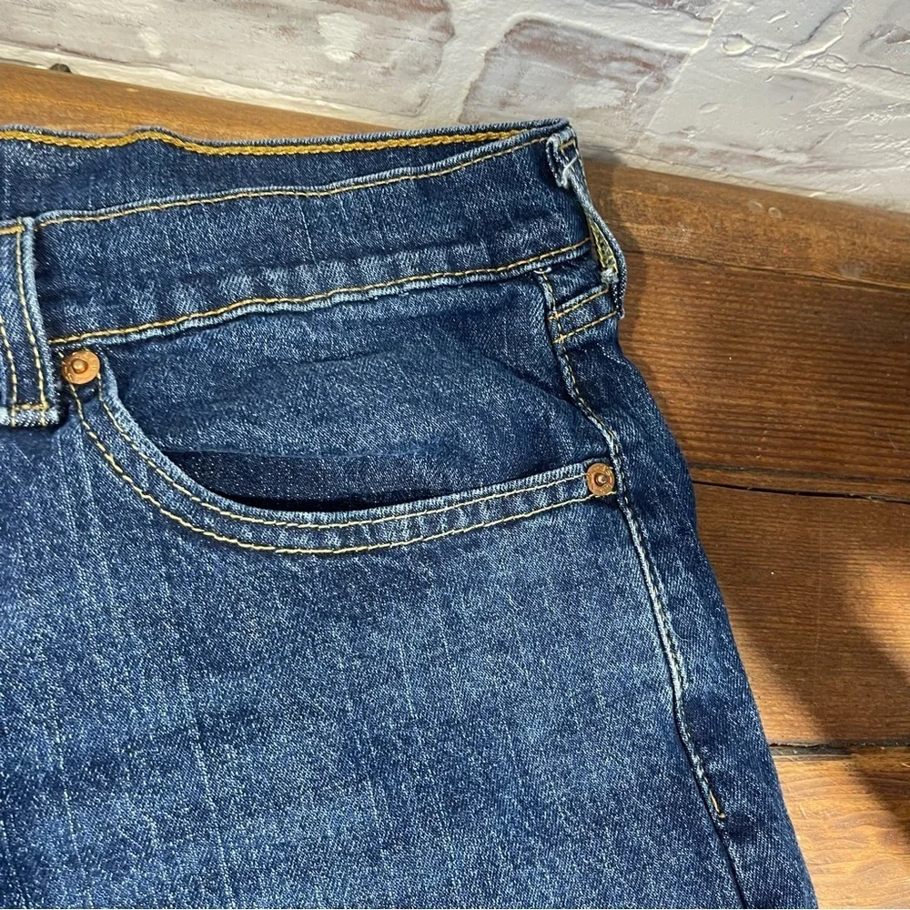 Levis stylish dark